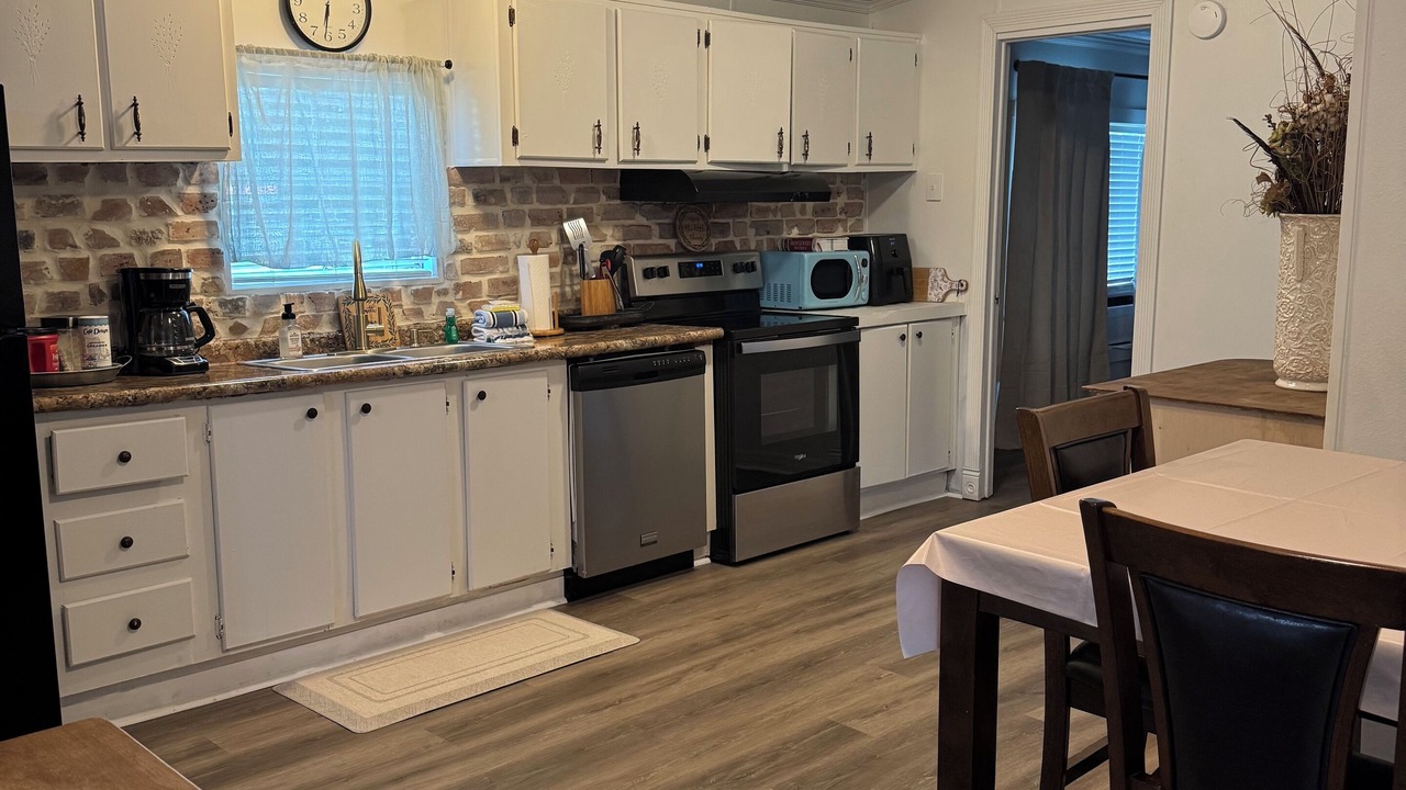 Photo of Kitchen in Saint Elmo