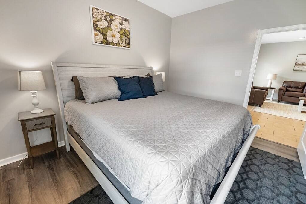 Photo of Bedroom in Grand Bay