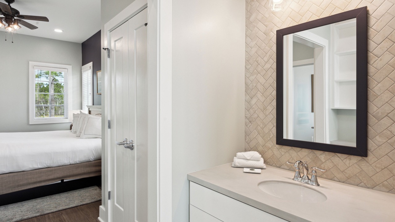 Photo of Bathroom in Gulf Shores