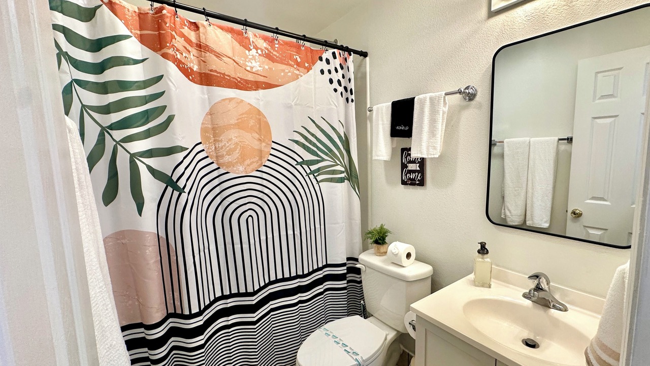 Photo of Bathroom in Colonialtown South