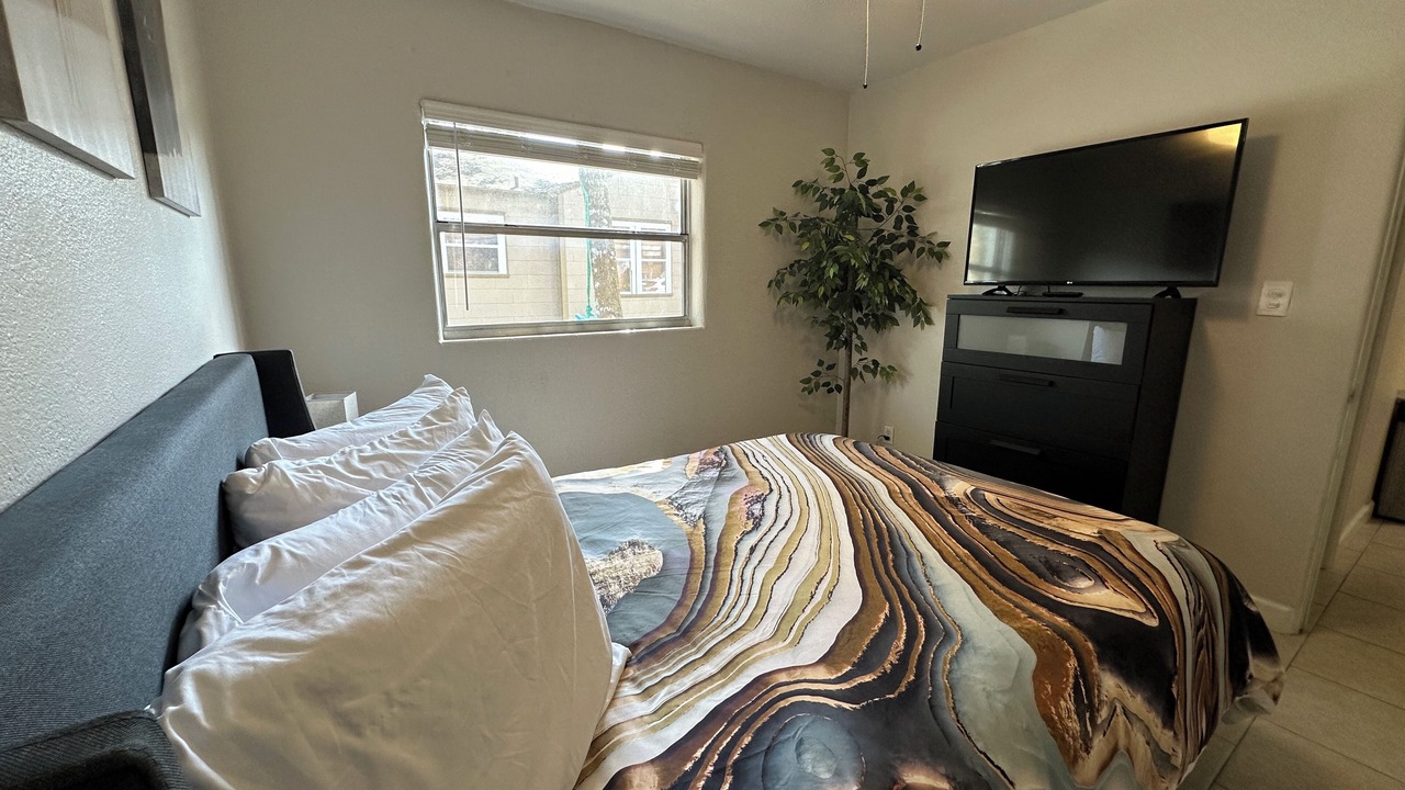 Photo of Bedroom in Colonialtown South