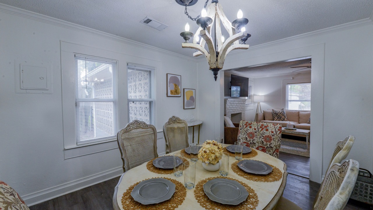 Photo of Bedroom in Northport