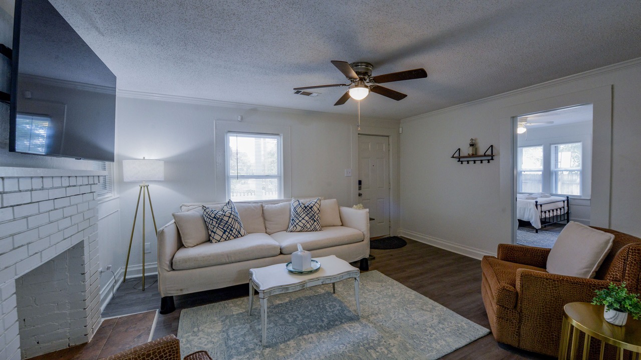 Photo of Livingroom in Northport