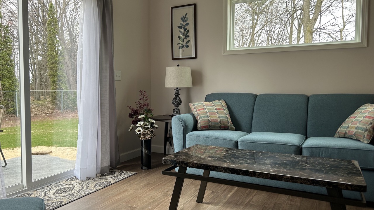 Photo of Livingroom in Cadillac