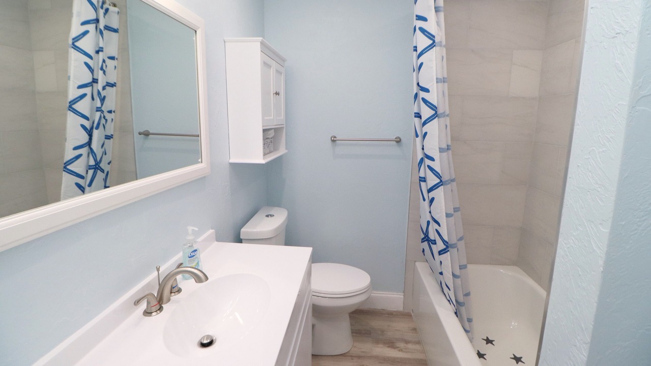 Photo of Bathroom in Schulte Park