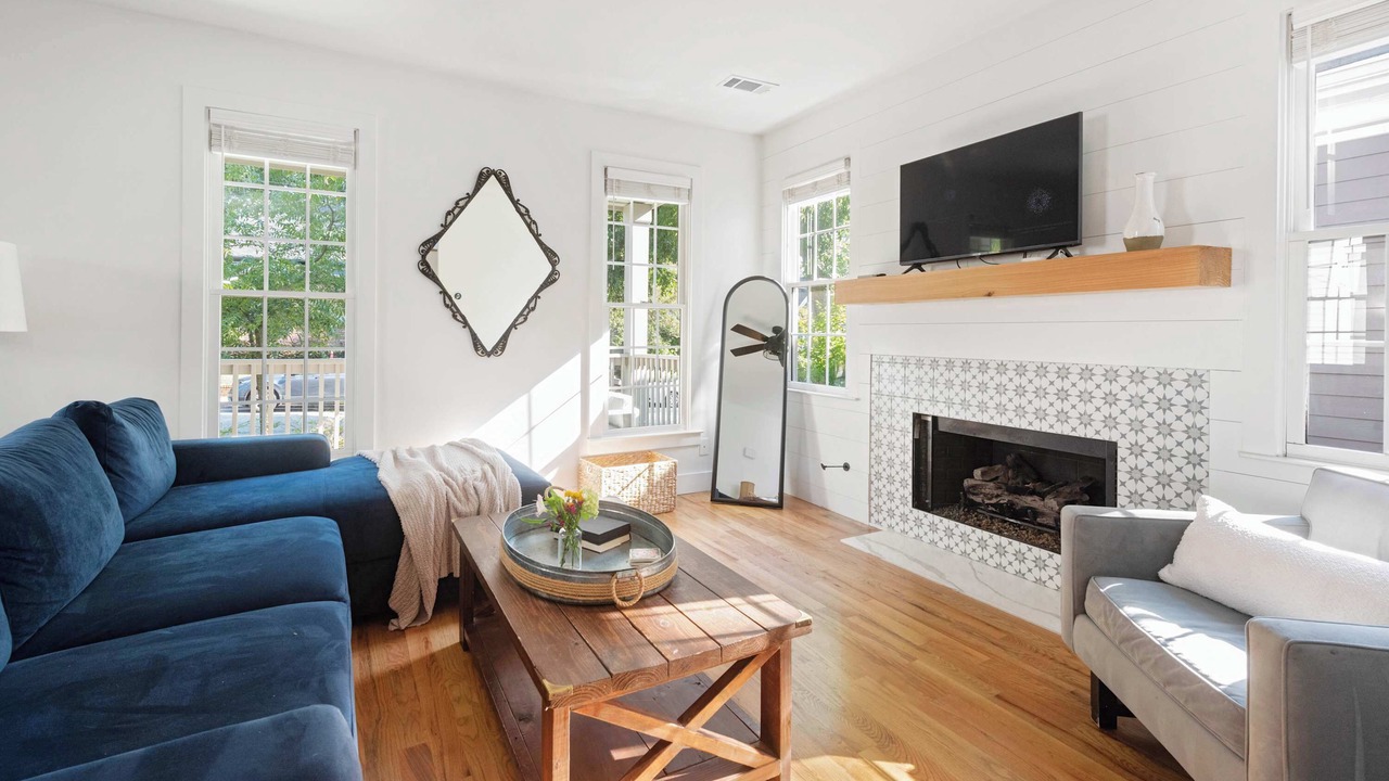 Photo of Livingroom in Reynoldstown