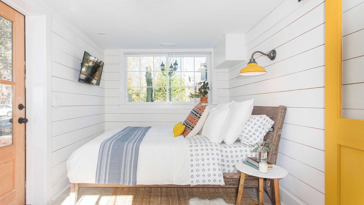 Photo of Bedroom in East Side