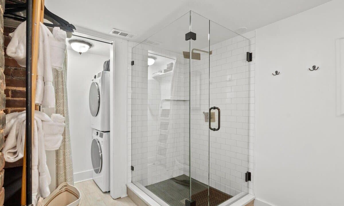 Photo of Bathroom in East Side