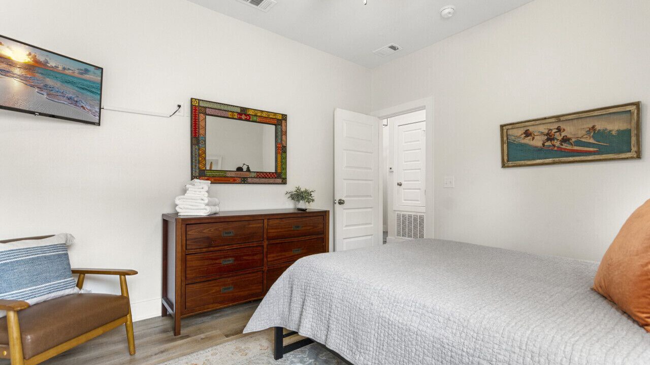 Photo of Bedroom in Oak Court