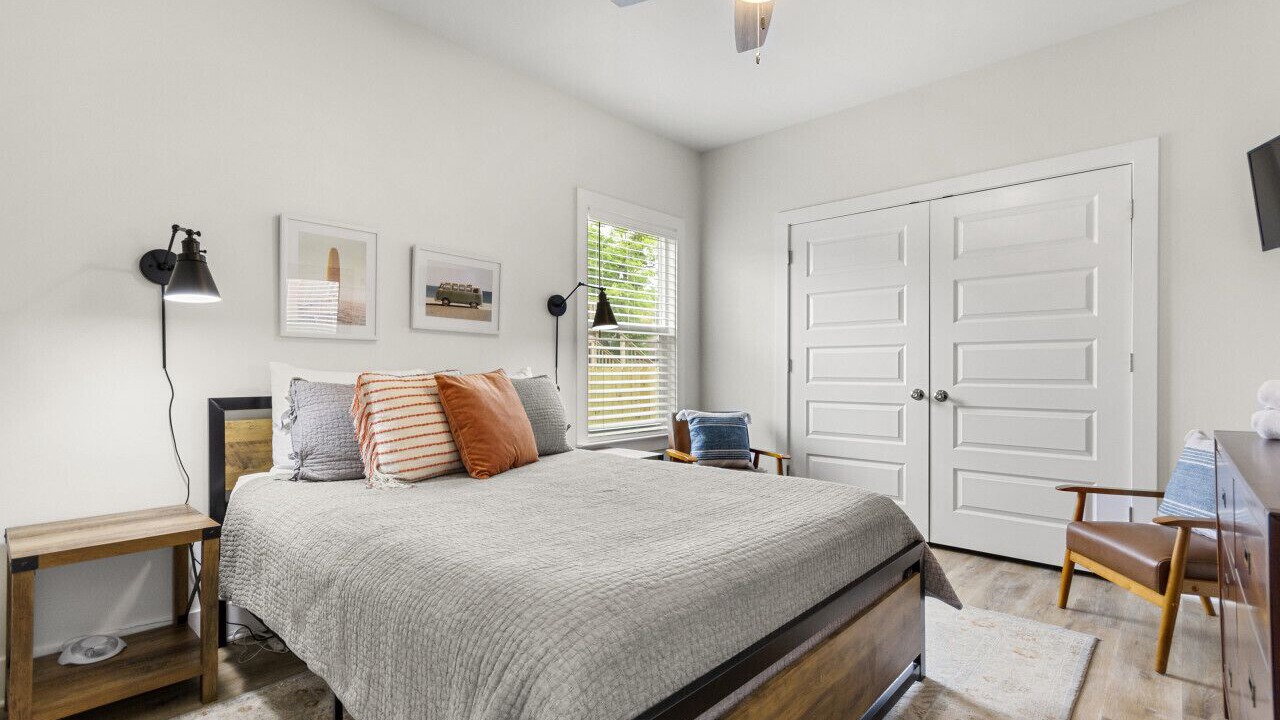 Photo of Bedroom in Oak Court