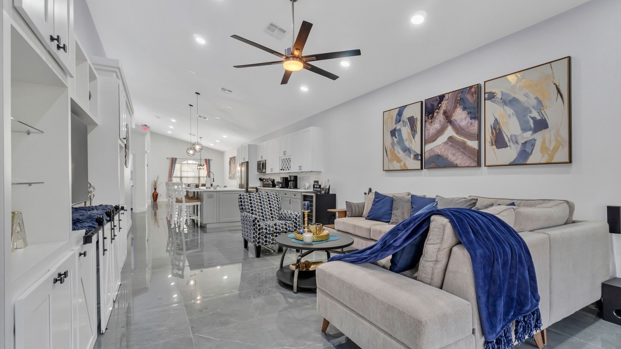 Photo of Livingroom in Bridgeford Crossing