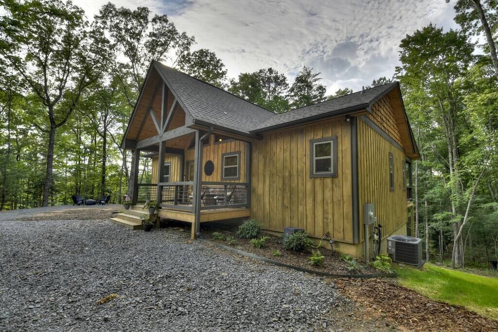 Photo of Others in Blue Ridge