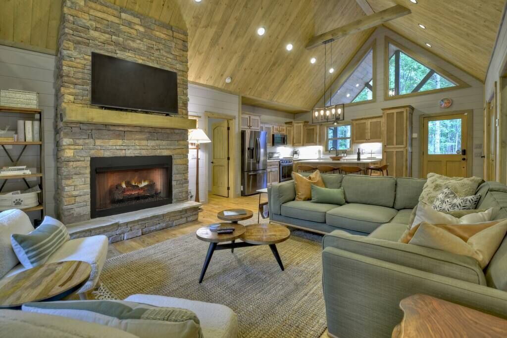Photo of Livingroom in Blue Ridge