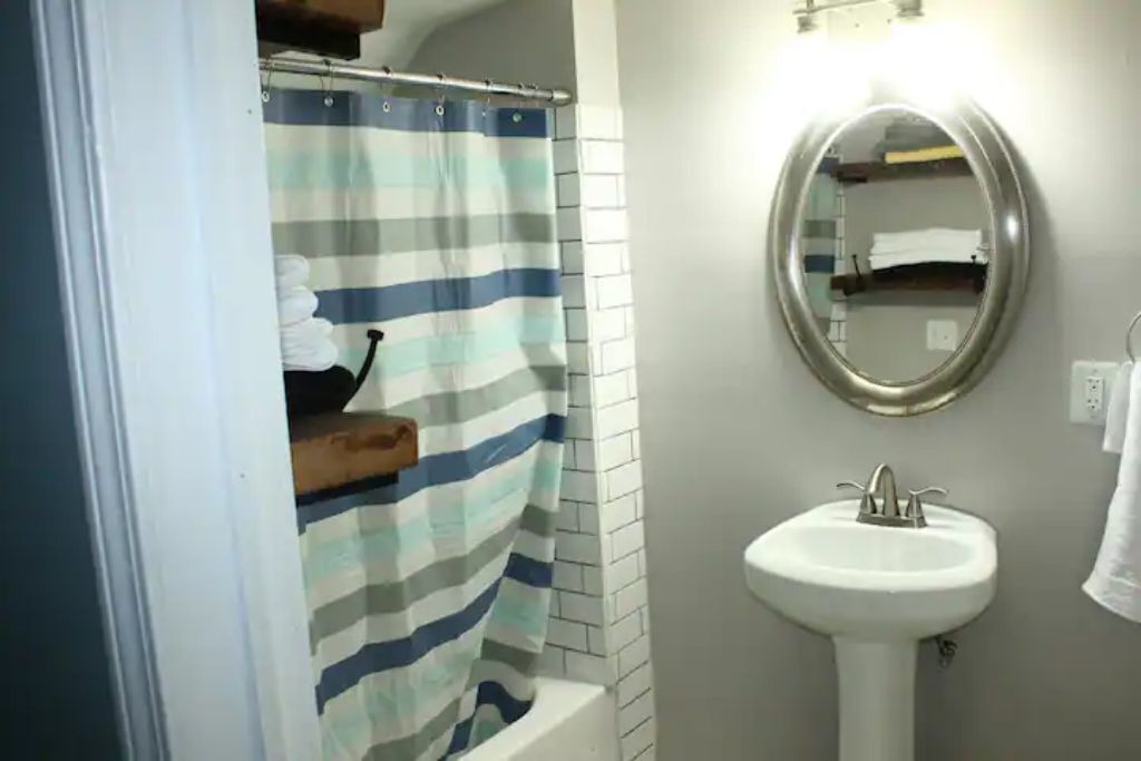 Photo of Bathroom in Church Street