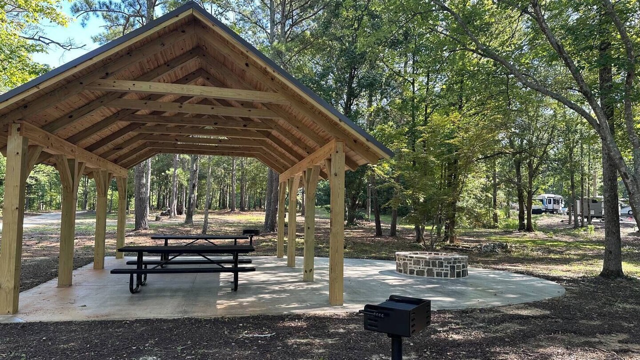 Photo of Outdoor in Hartwell