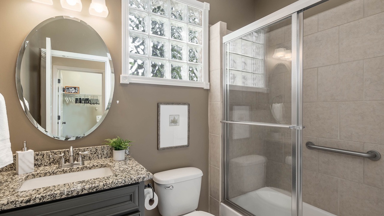 Photo of Bathroom in Tuscaloosa
