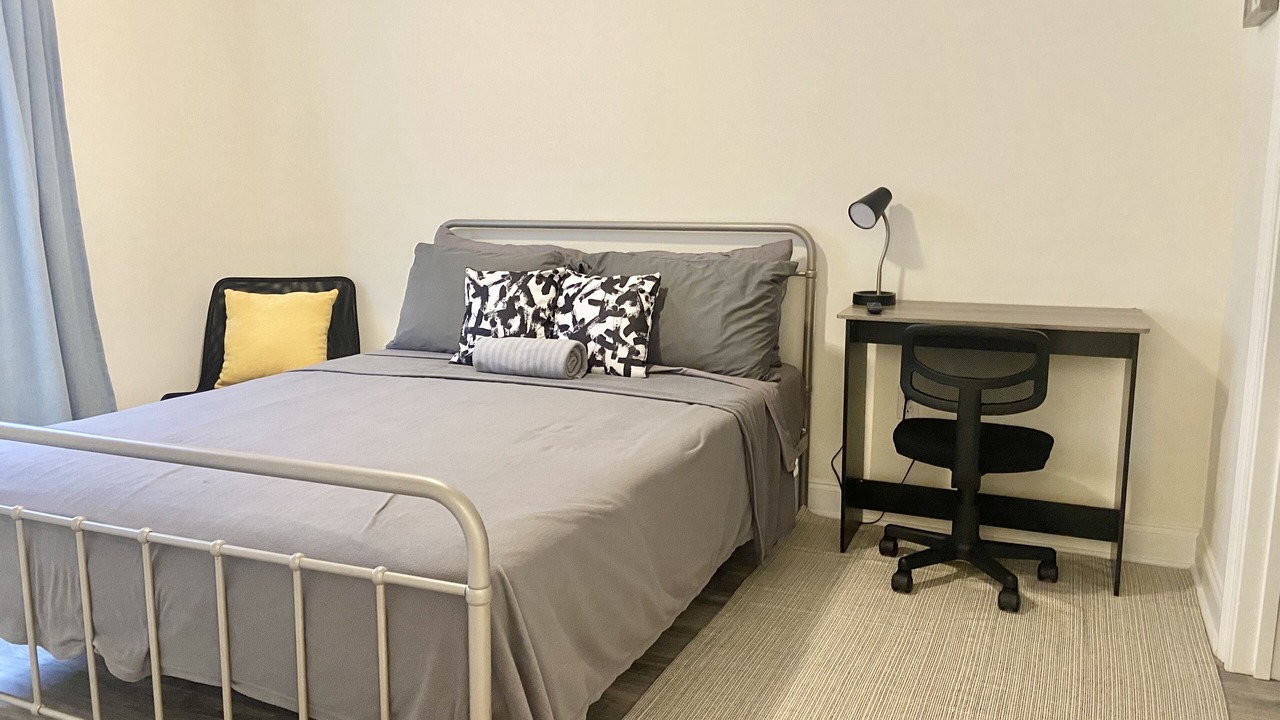 Photo of Bedroom in Gulfport