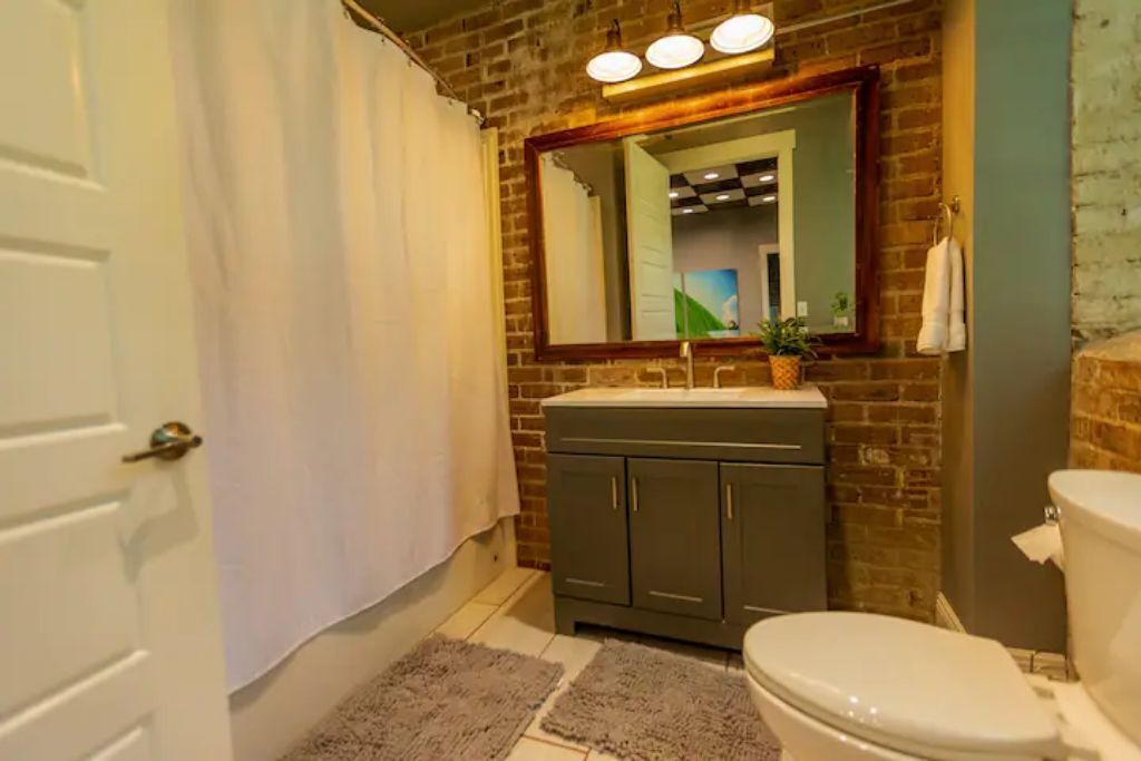 Photo of Bathroom in Laurel