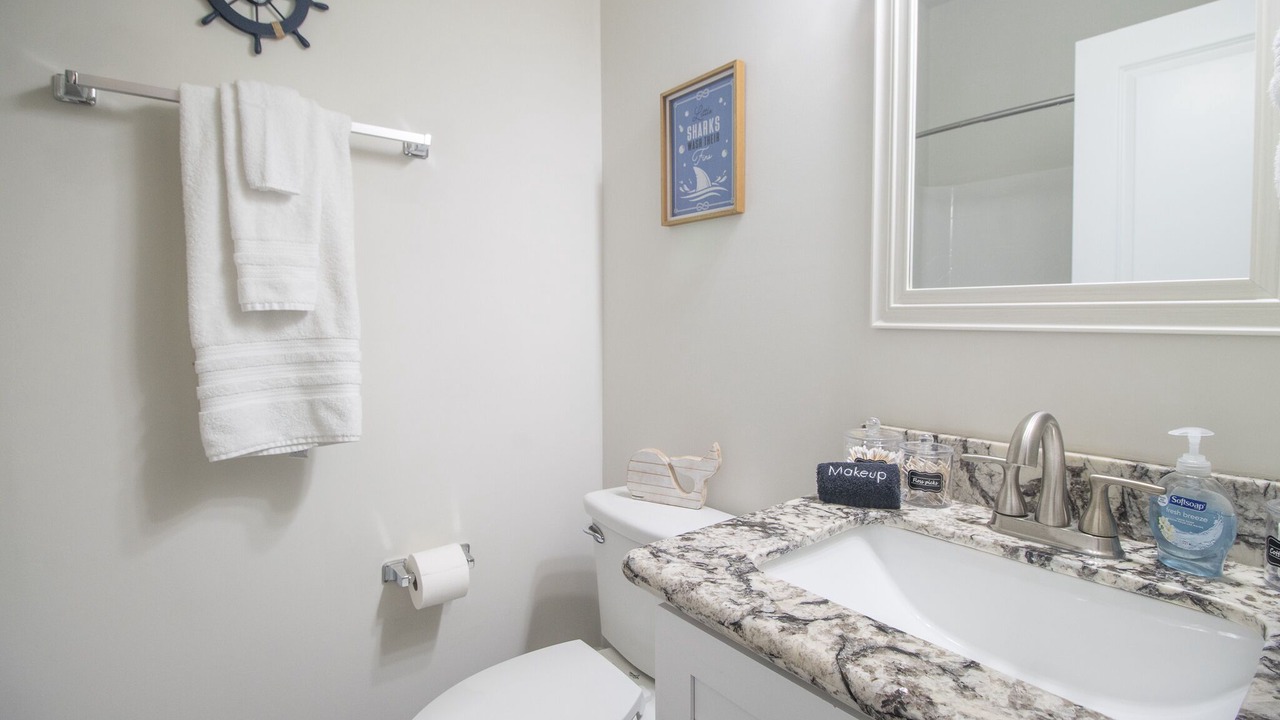 Photo of Bathroom in Long Beach