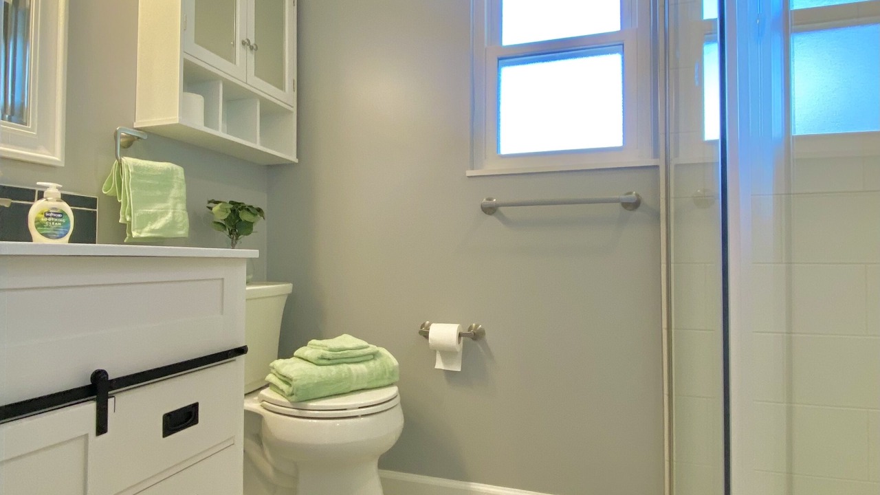 Photo of Bathroom in Fernandina Beach
