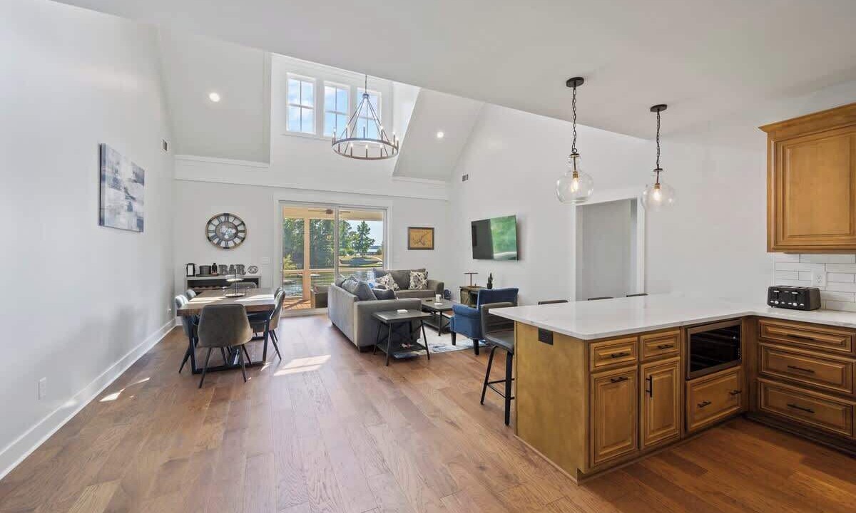 Photo of Livingroom in Milledgeville