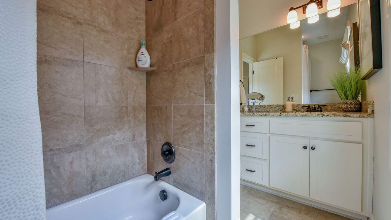 Photo of Bathroom in Tuscaloosa