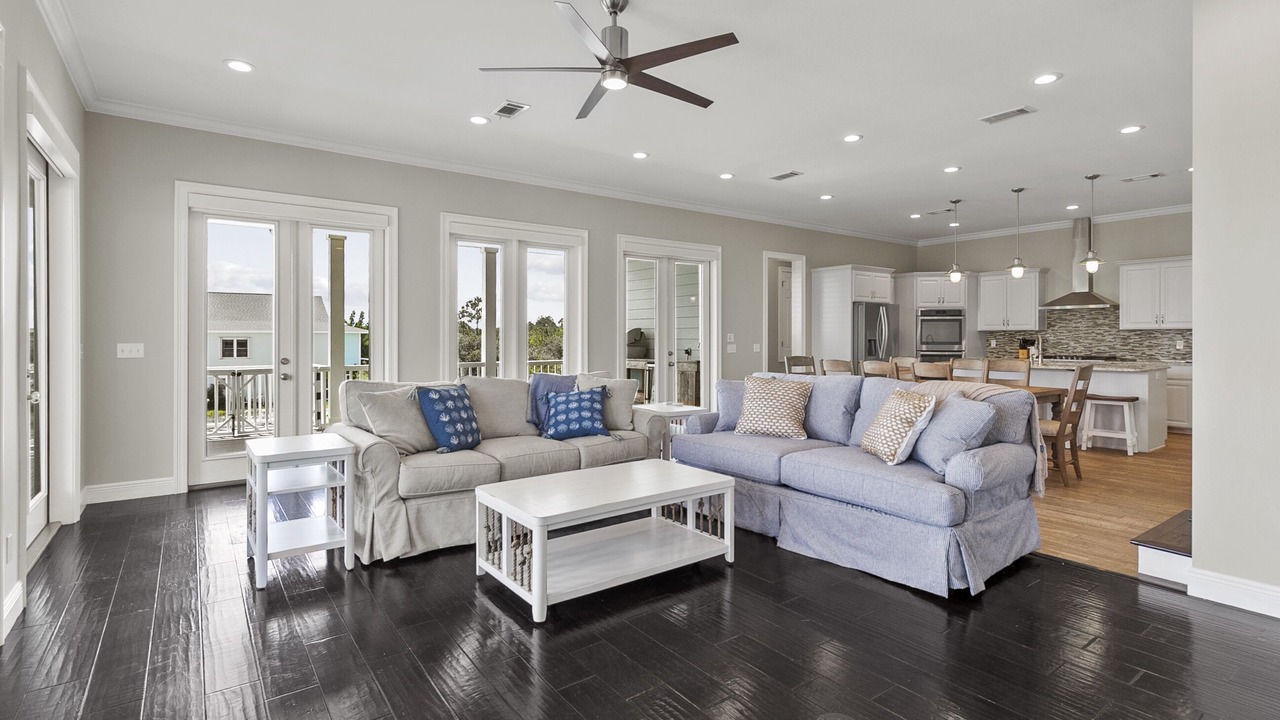 Photo of Livingroom in Ono Island