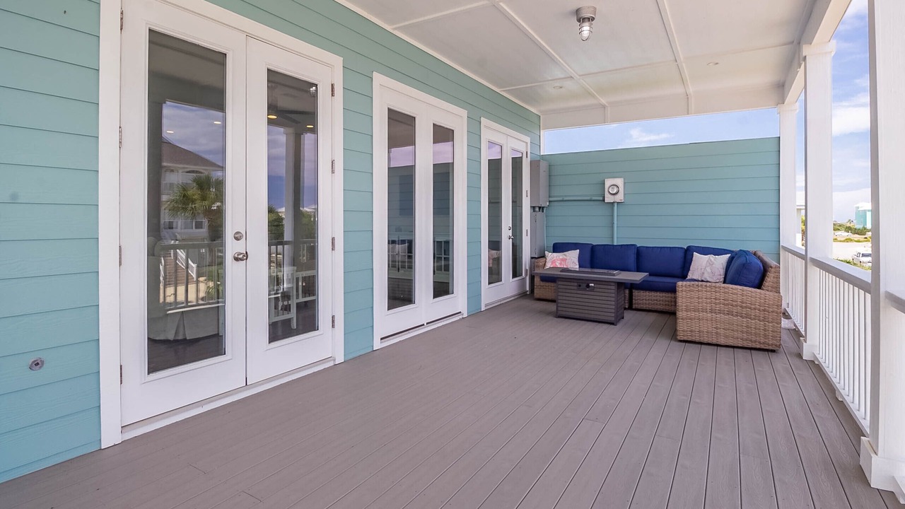 Photo of Patio Balcony in Ono Island