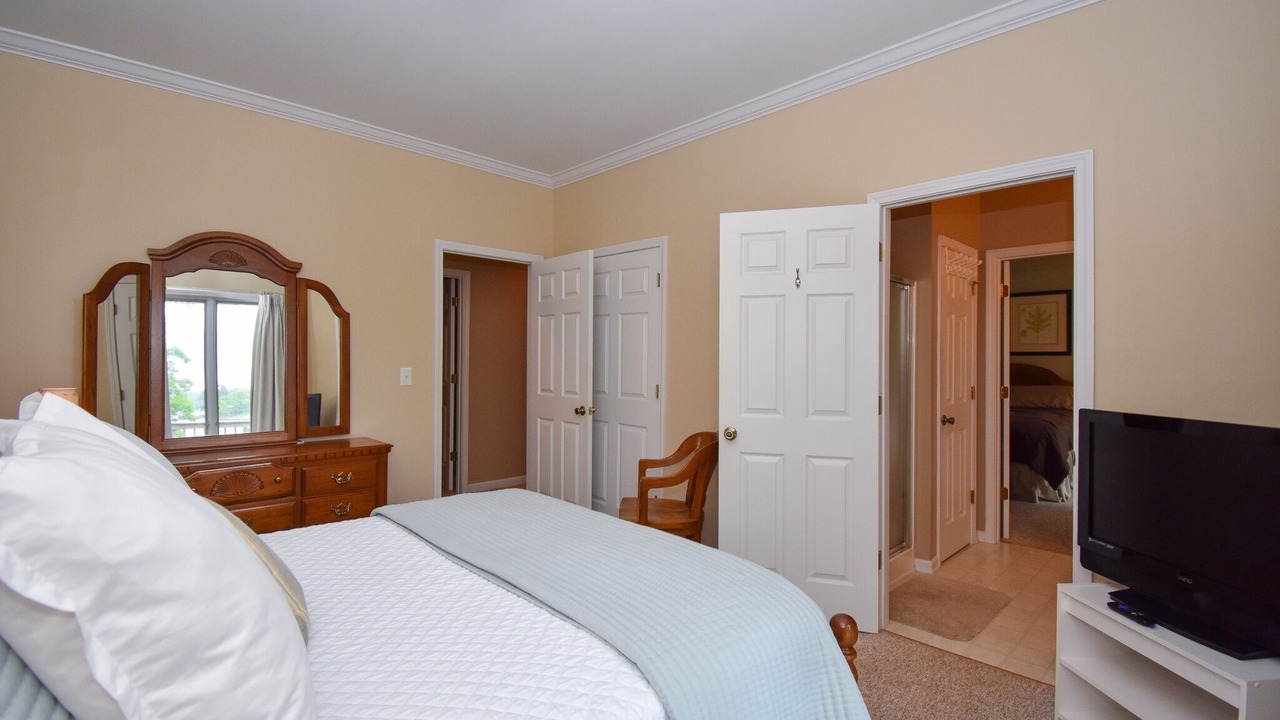 Photo of Bedroom in Alexander City