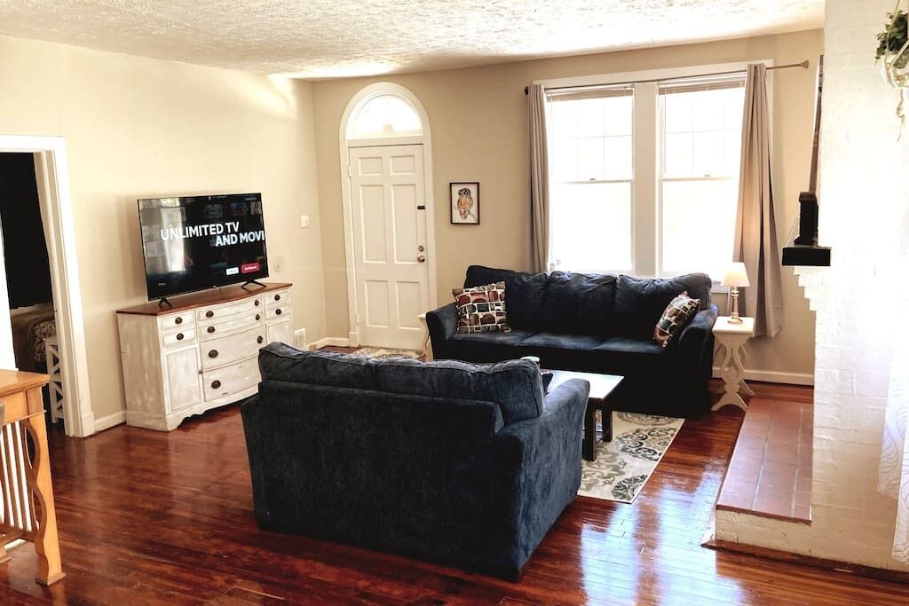 Photo of Livingroom in Columbus