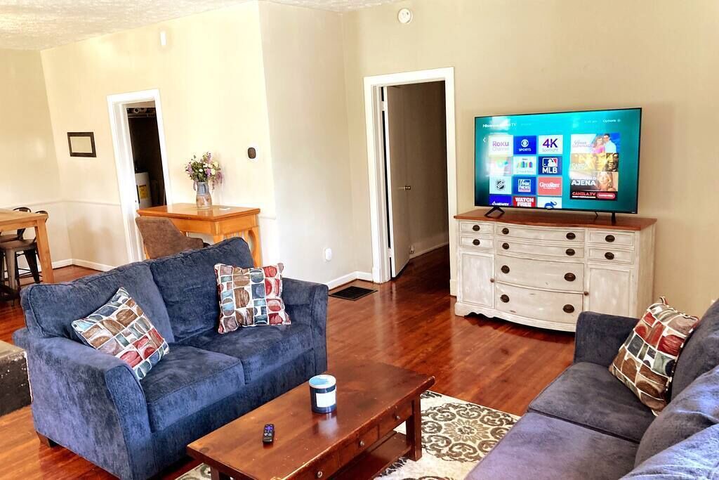 Photo of Livingroom in Columbus