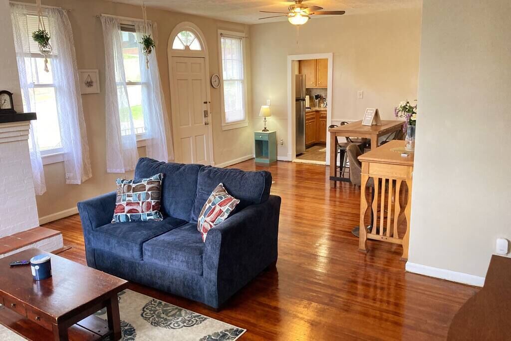 Photo of Livingroom in Columbus