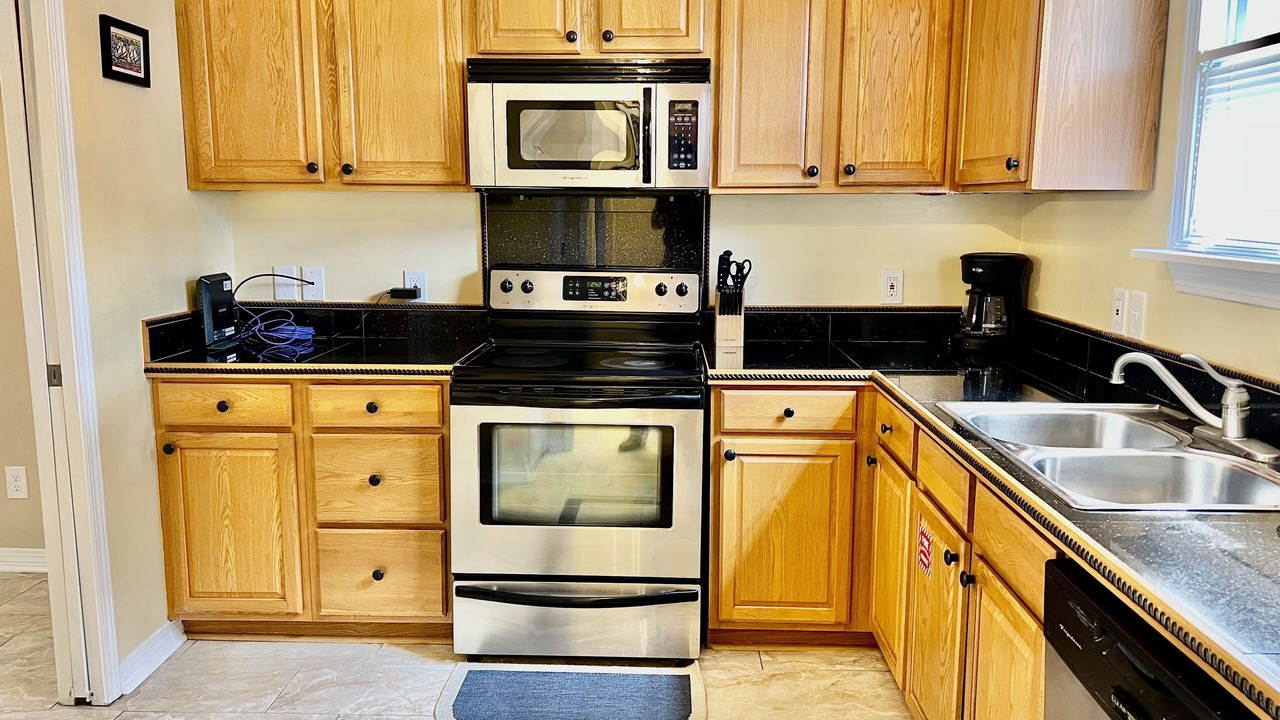 Photo of Kitchen in East Biloxi