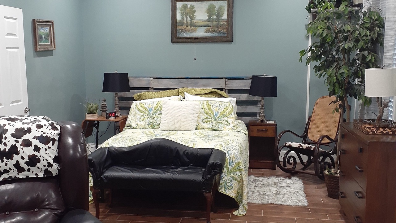 Photo of Bedroom in Rochelle