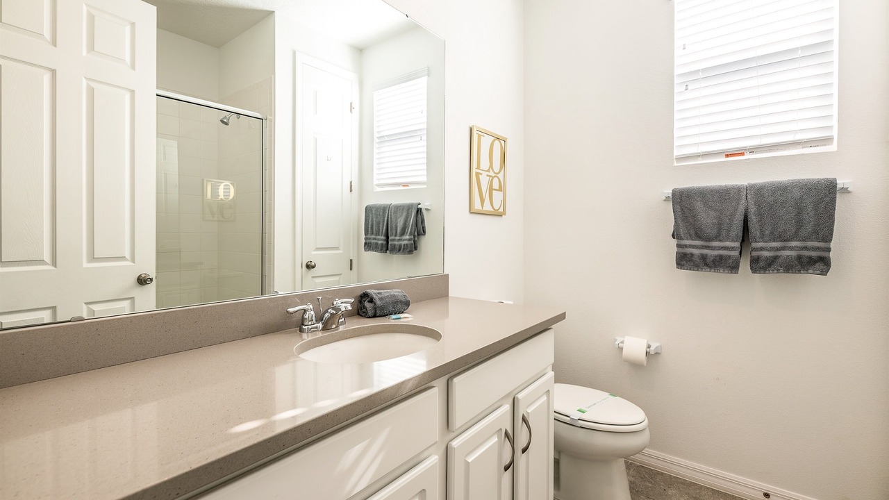 Photo of Bathroom in Four Corners