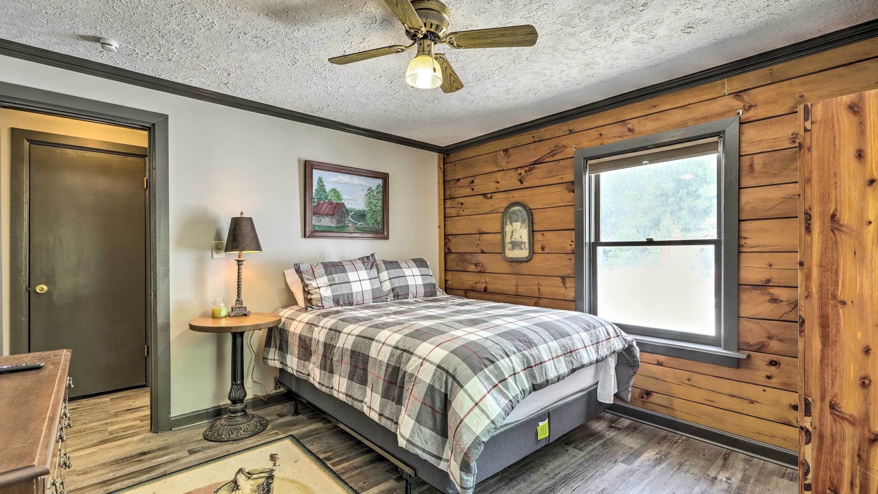 Photo of Bedroom in Buckhead