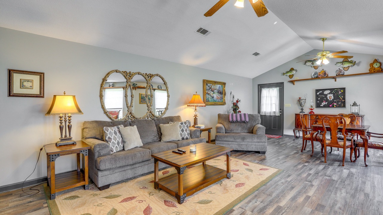 Photo of Livingroom in Buckhead