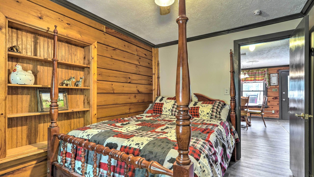 Photo of Bedroom in Buckhead