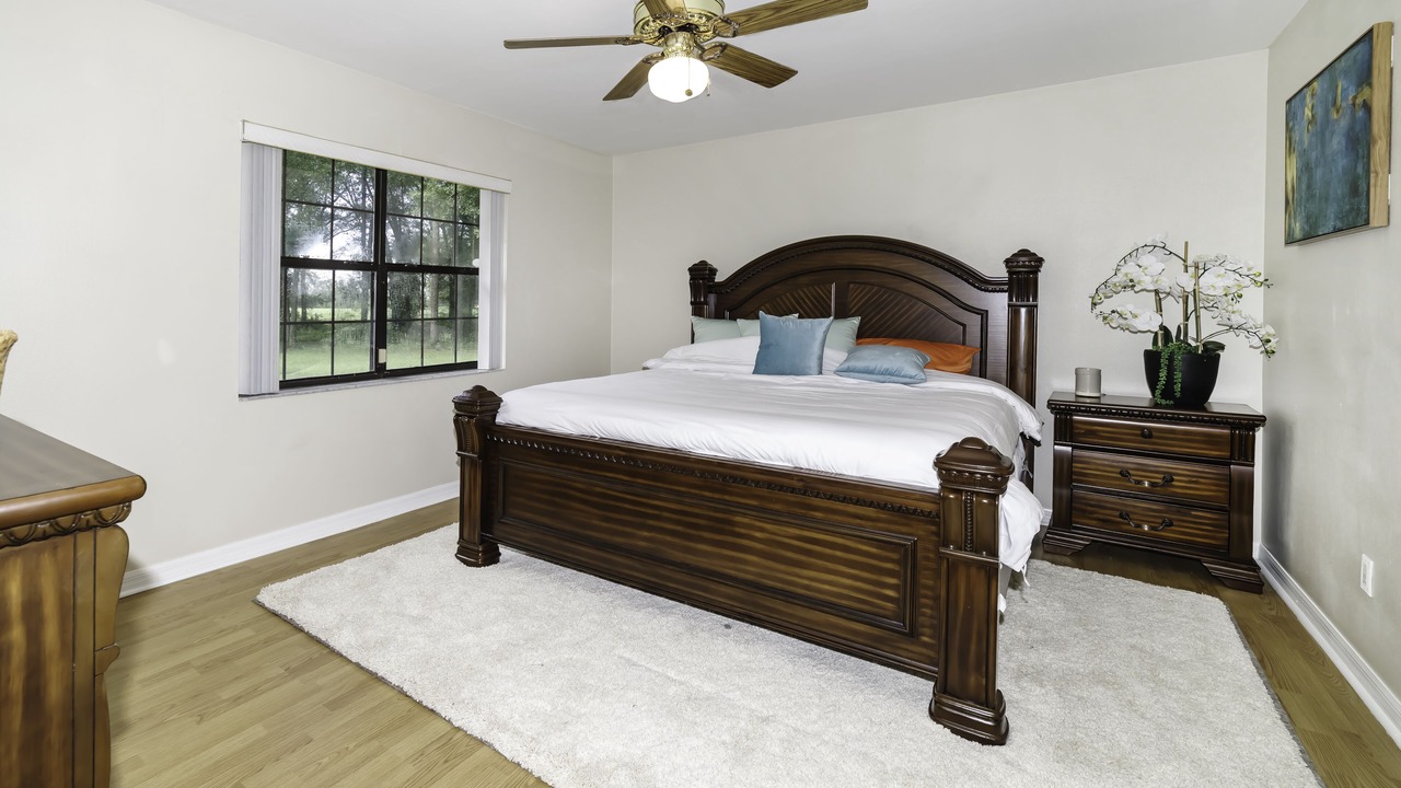 Photo of Bedroom in Dowling Park