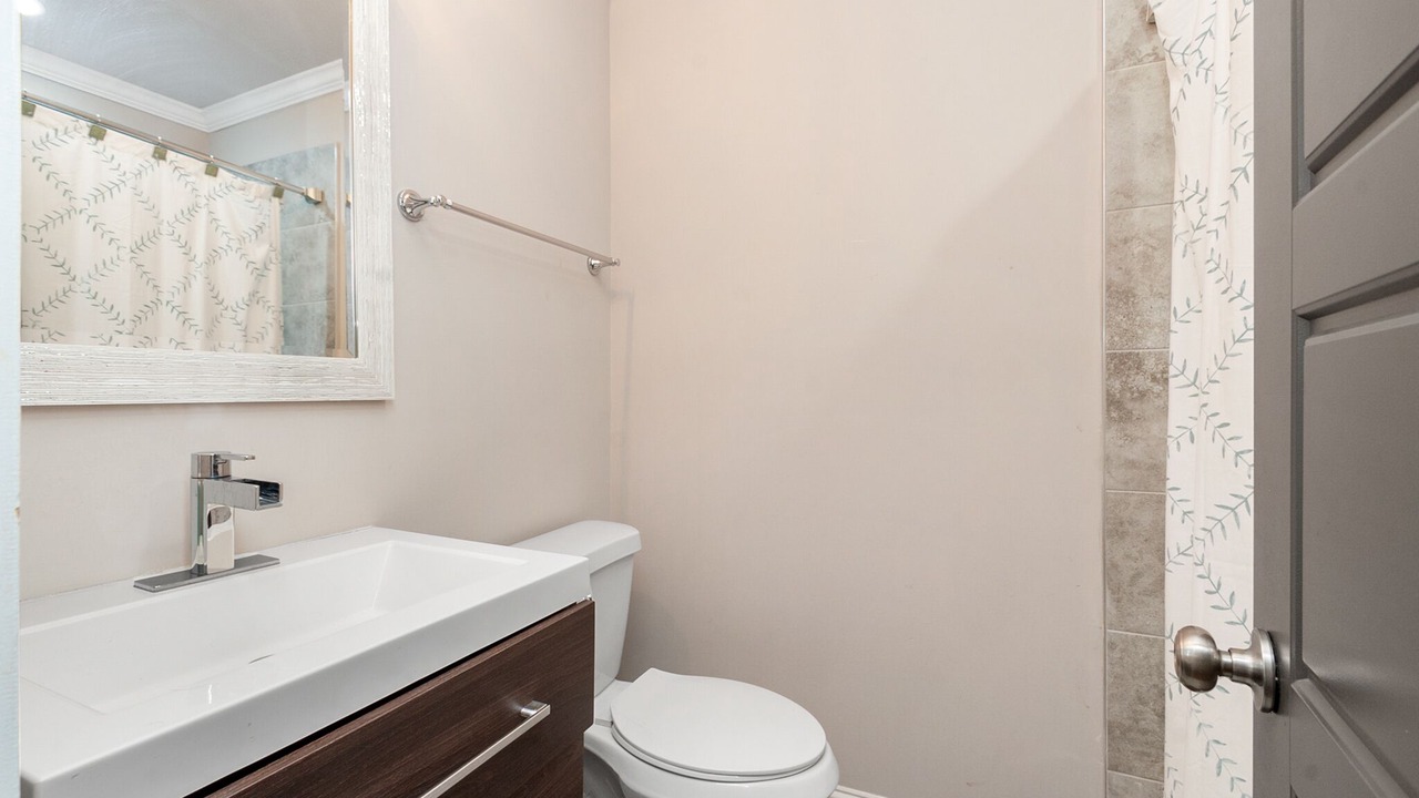Photo of Bathroom in East Side