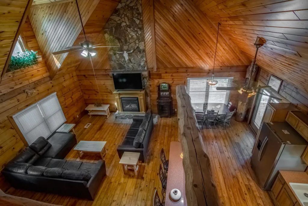 Photo of Livingroom in Dowling Park