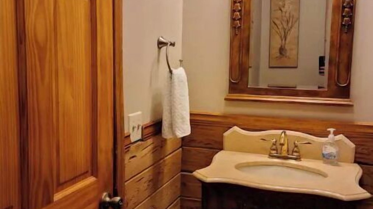 Photo of Bathroom in Dowling Park