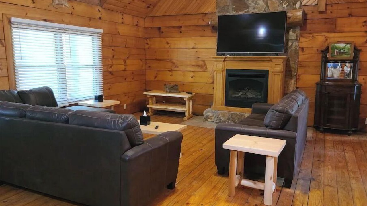 Photo of Livingroom in Dowling Park