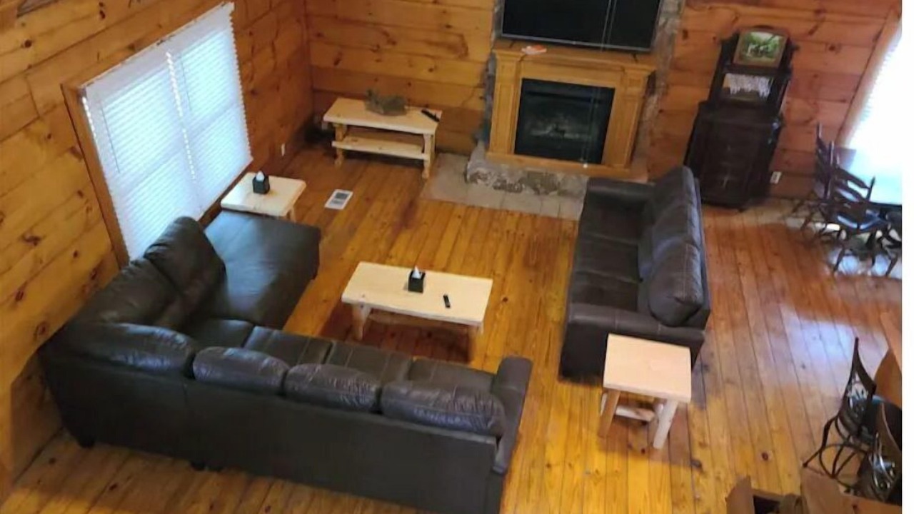 Photo of Livingroom in Dowling Park