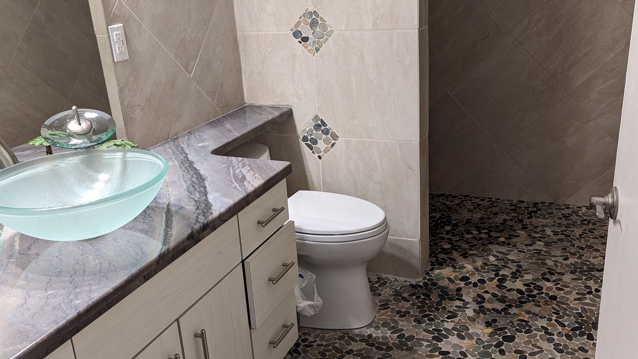 Photo of Bathroom in O'byrne