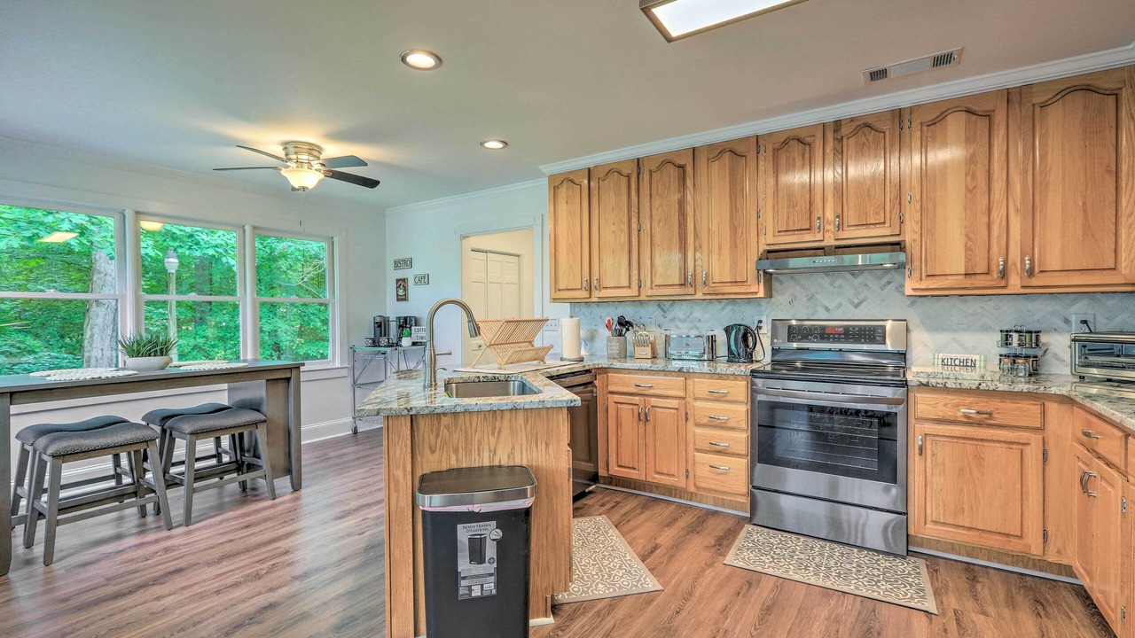 Photo of Kitchen in Eatonton