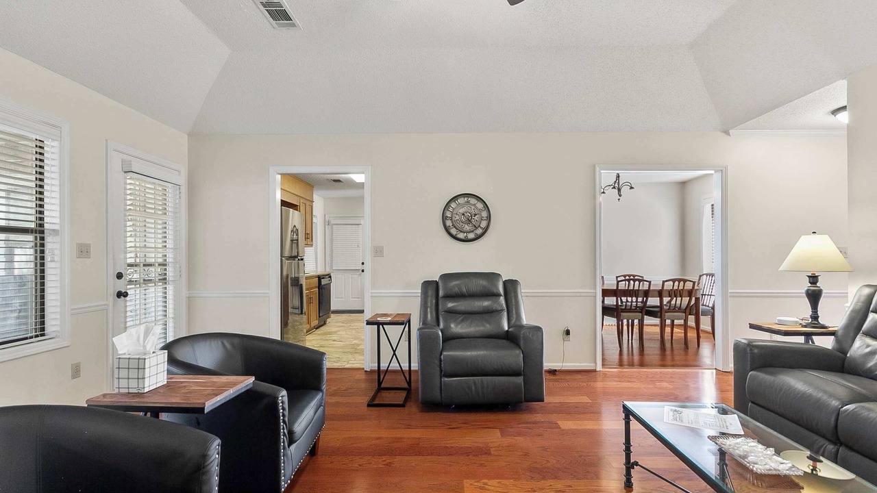 Photo of Livingroom in Tuscaloosa