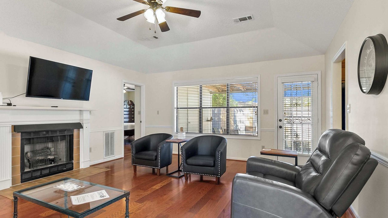 Photo of Livingroom in Tuscaloosa