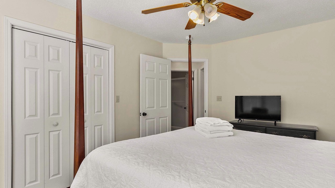 Photo of Bedroom in Tuscaloosa