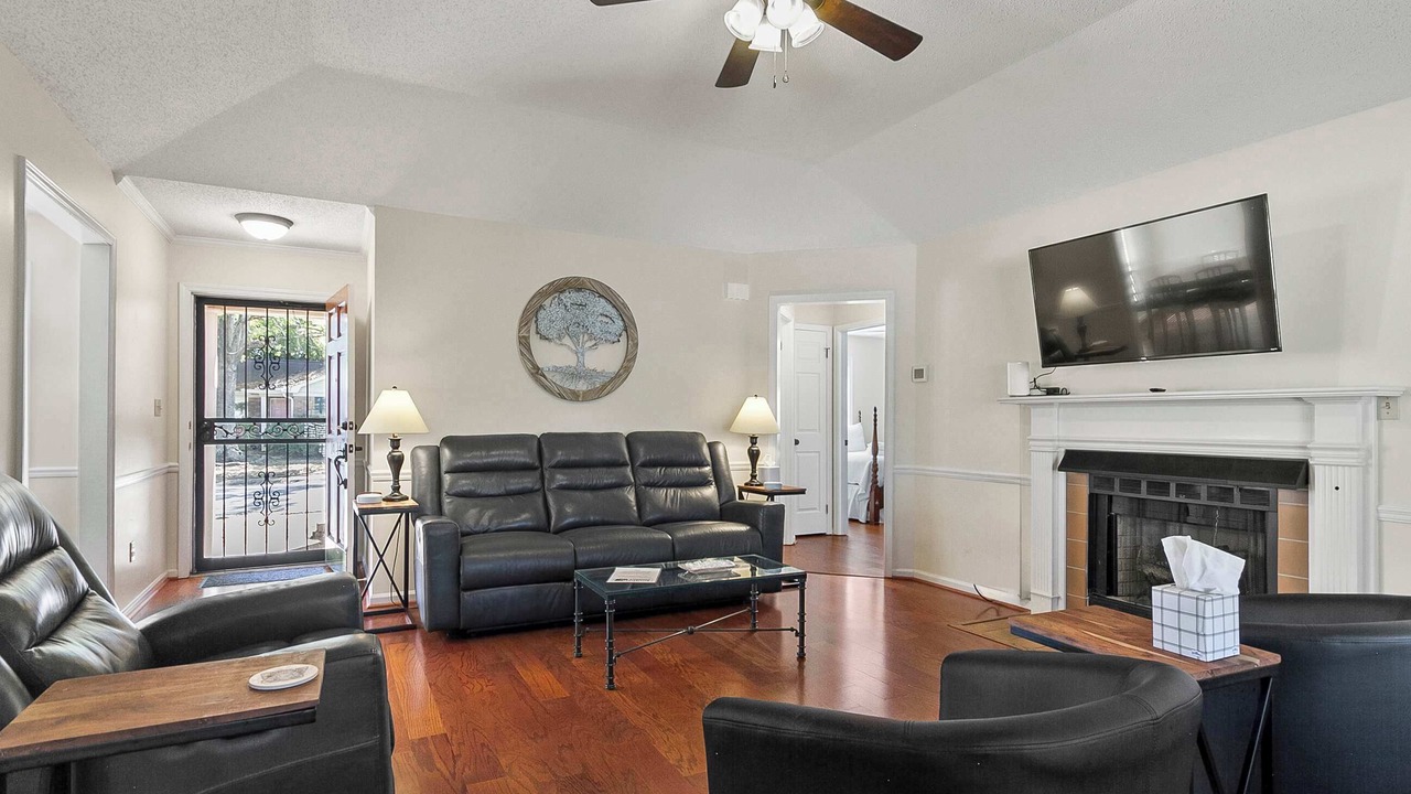 Photo of Livingroom in Tuscaloosa